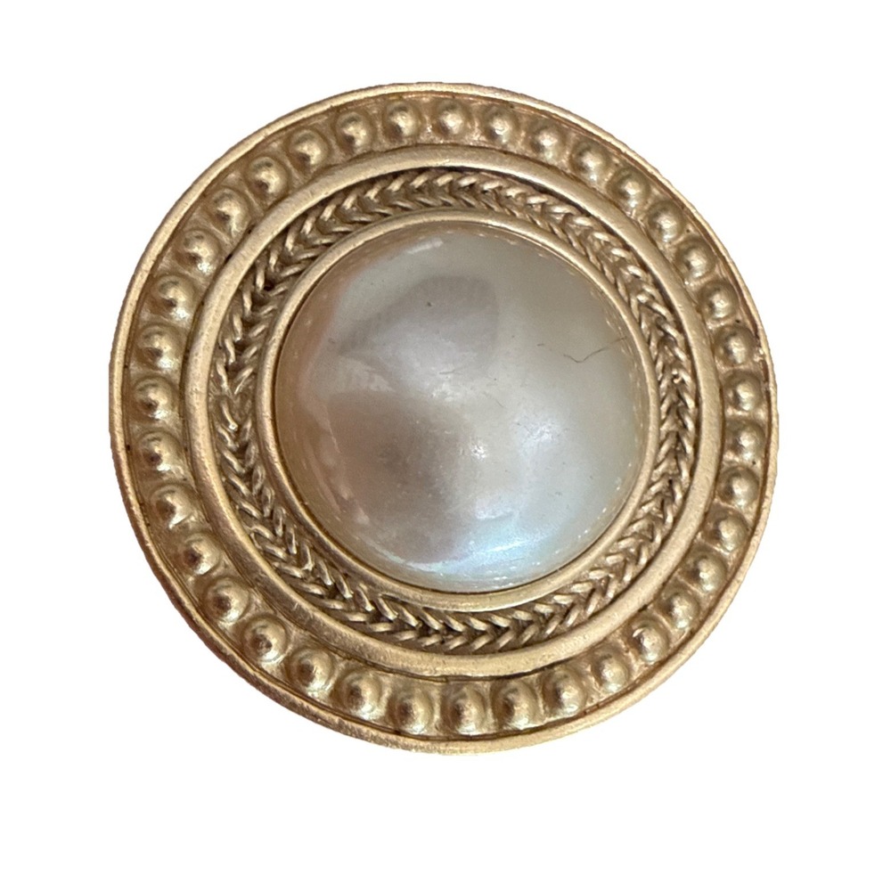 NWT Carolee Round 1.5" Brooch Faux White Pearl Matte Gold Tone Signed Pin